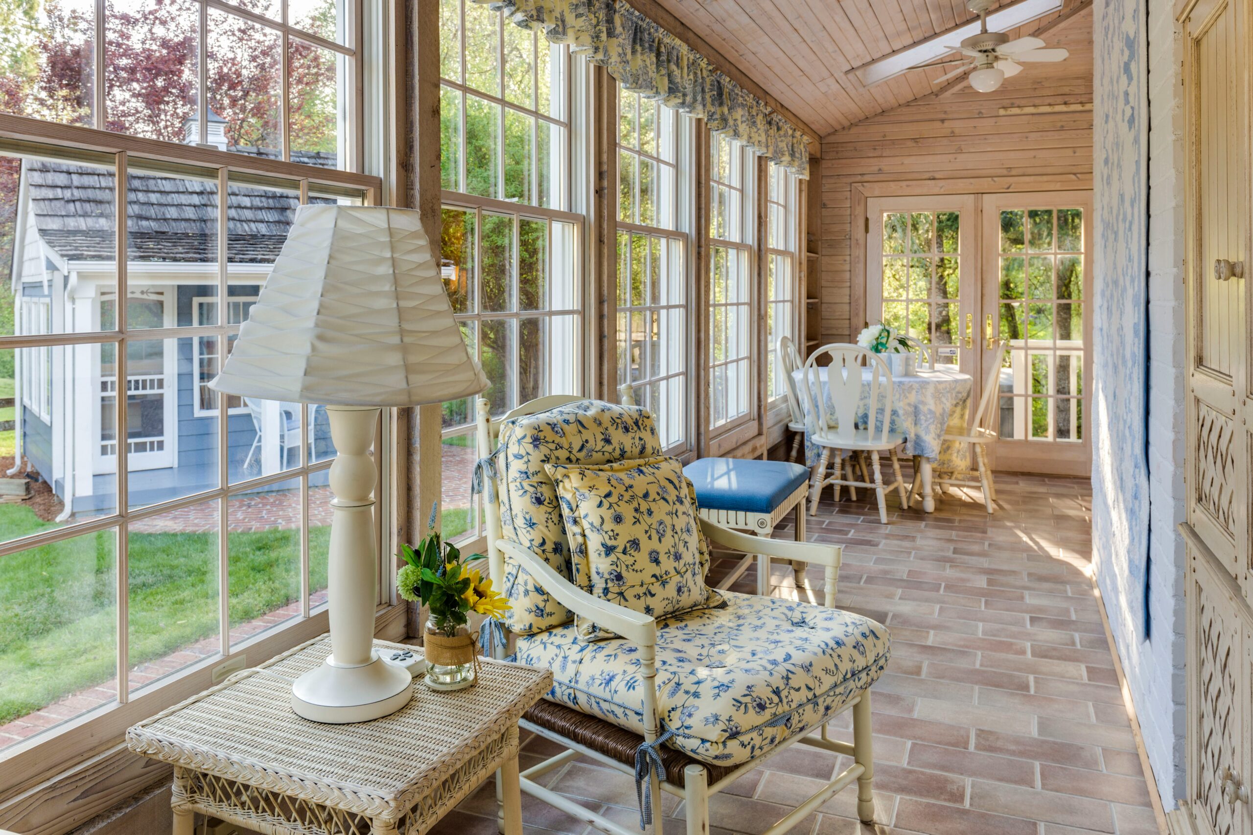 Sunroom addition planning and consultation in Des Moines Iowa